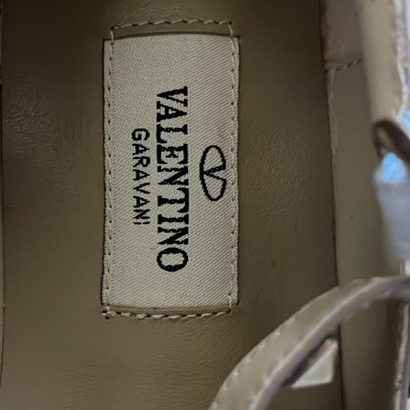 Valentino #5 ,new ,white , - Picture 5 of 8